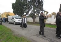 pohřeb v Lenešicích