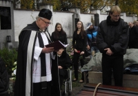 pohřeb v Lenešicích