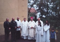 Dokončení opravy kostel Břvany 2004